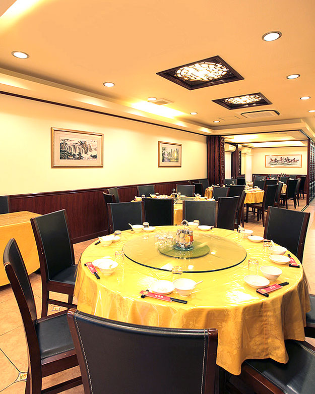 清香園2階団体フロア